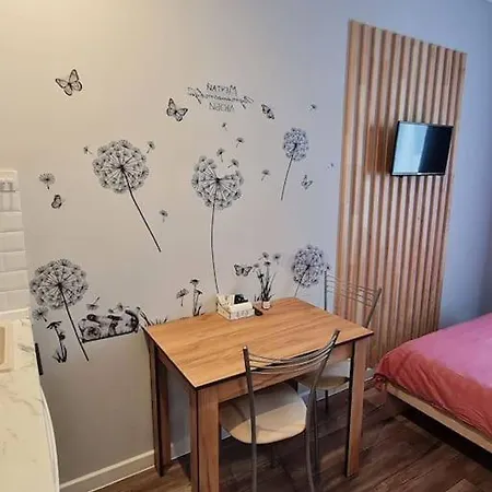Σπίτι διακοπών Luxurioeses Haus Am Strassenrand 9 *