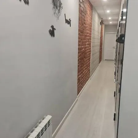 Σπίτι διακοπών Luxurioeses Haus Am Strassenrand 9 *